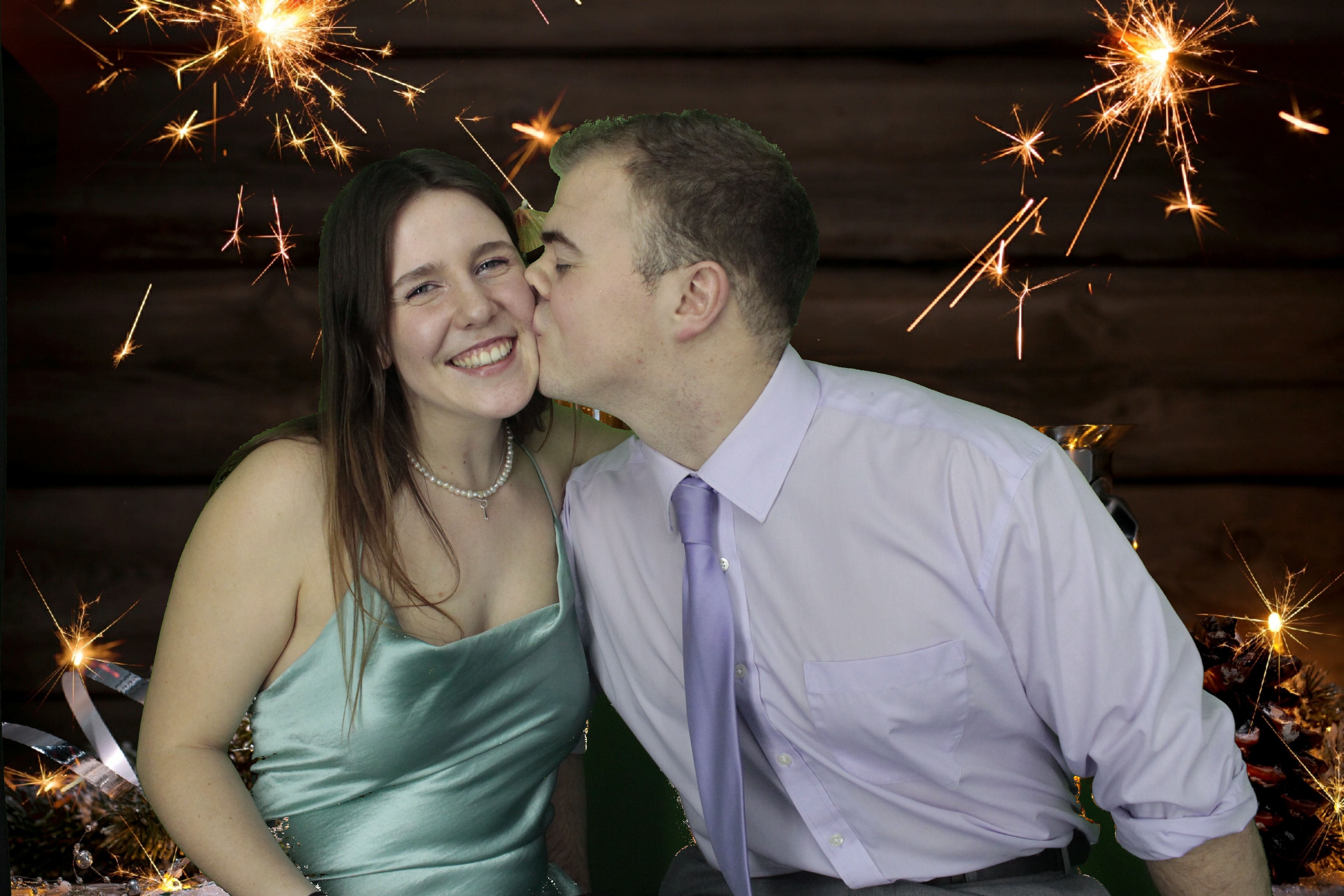 NYE Party | View more photos from the event at gallery.myphotoboothexperience.co.uk/u/MyPhotoBoothExperienceLtd/NYE-Party
